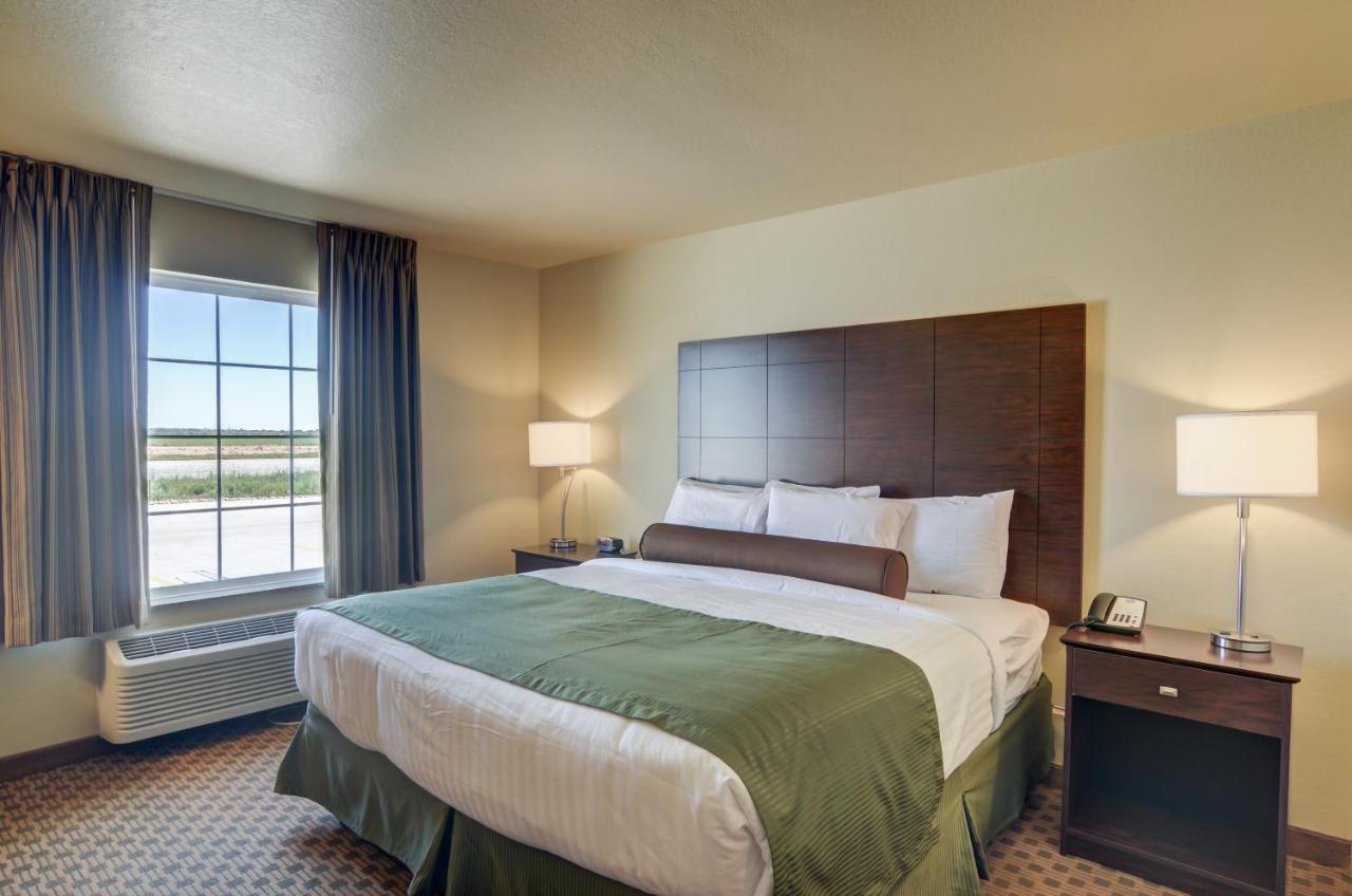 Cobblestone Inn & Suites-Kersey Eksteriør billede